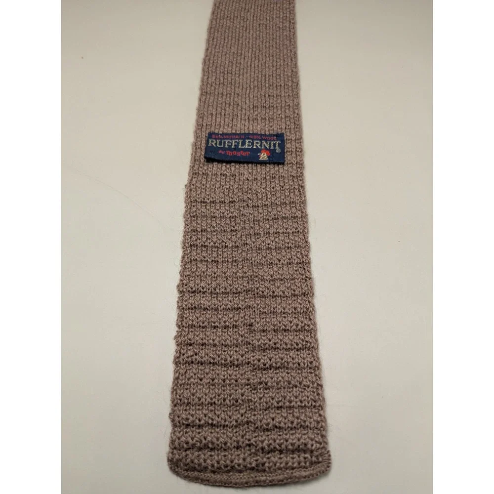 Vintage Rooster Rufflernt Knit Tie 55% Mohair 45% Wool Brown Square End Necktie